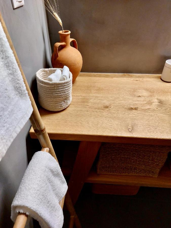 Christina-Anna Athens City Center Walking Distance To Everywhere And Acropolis, In One Of The Most Favorable Locations By National Gardens And Zoo, Hellenic Parliament In Syntagma And Stylish Exquisite Kolonaki Cozy Renovated Apartment Extérieur photo