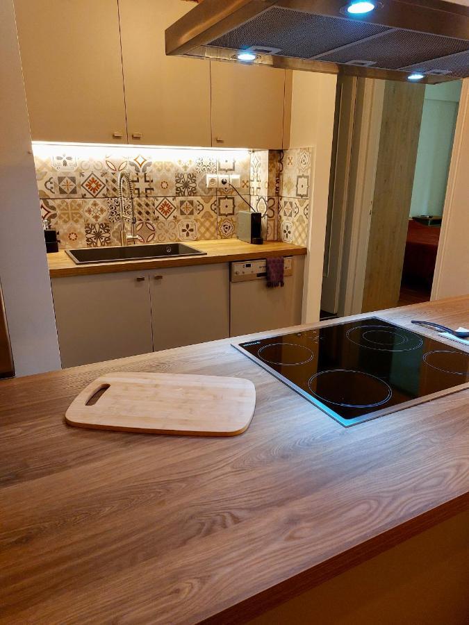 Christina-Anna Athens City Center Walking Distance To Everywhere And Acropolis, In One Of The Most Favorable Locations By National Gardens And Zoo, Hellenic Parliament In Syntagma And Stylish Exquisite Kolonaki Cozy Renovated Apartment Extérieur photo