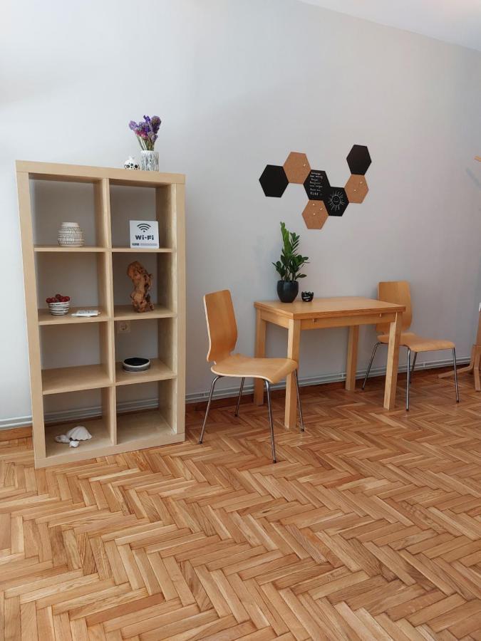 Christina-Anna Athens City Center Walking Distance To Everywhere And Acropolis, In One Of The Most Favorable Locations By National Gardens And Zoo, Hellenic Parliament In Syntagma And Stylish Exquisite Kolonaki Cozy Renovated Apartment Extérieur photo