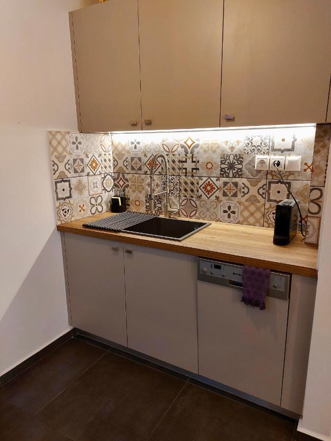 Christina-Anna Athens City Center Walking Distance To Everywhere And Acropolis, In One Of The Most Favorable Locations By National Gardens And Zoo, Hellenic Parliament In Syntagma And Stylish Exquisite Kolonaki Cozy Renovated Apartment Extérieur photo